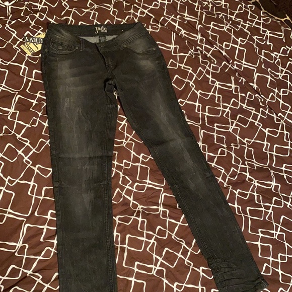 Curvy Skinny Jeans - Picture 3 of 7